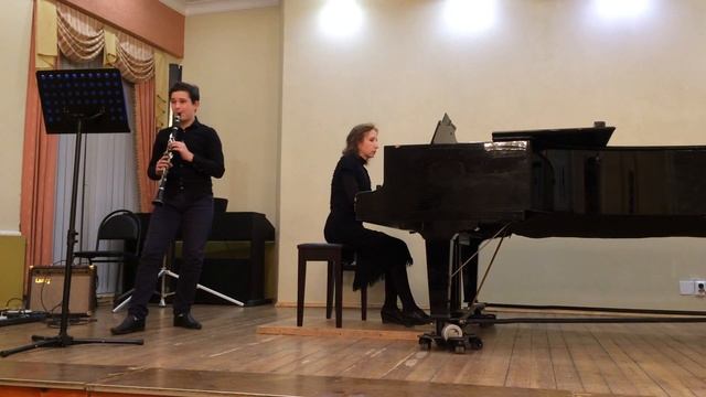 Карина Бáрас. "Как рисовать картину" (нотабене по Стивену Кингу) смотреть онлайн