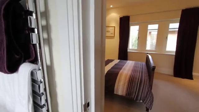 William Howard. Примеры использования плинтуса в интерьере смотреть онлайн