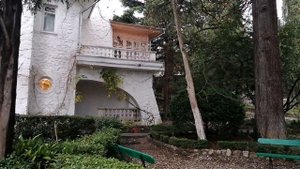 В Ялте парк и обалденная экскурсия в дом-музей Чехова