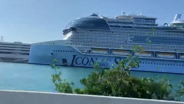 Icon of the Seas: Largest cruise ship in the World. Now in Miami. смотреть онлайн