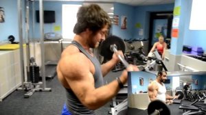 Тренировка плеч и бицепса. Давид Бабаян. Александр Смелов.