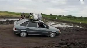 В освобожденные от нацистов города массово возвращаются люди с подконтрольных Киеву территорий
