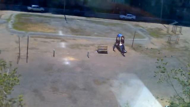 Видео с веб-камеры. Дата: 5 мая 2013 г., 12:56. смотреть онлайн