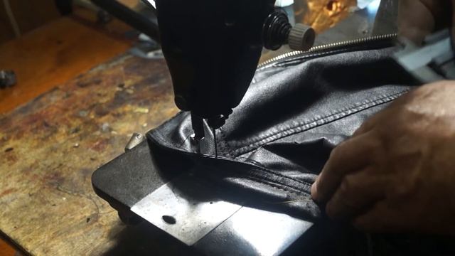 ЗИНГЕР 31-15 (ПМЗ-4). Увеличение ширины строчки. смотреть онлайн