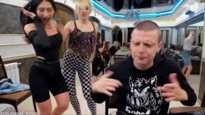 ПОПЫТКИ ТВЕРКА ДЕВУШЕК! 2020 - MELLSTROY - Моменты со стримов