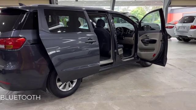 2015 Kia Carnival Si смотреть онлайн