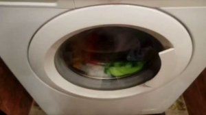 Фрагмент стирки на стиральной машине Electrolux EWS105210A