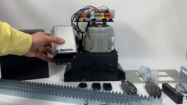 Привод для ворот Doorhan Sliding 1300 KIT смотреть онлайн