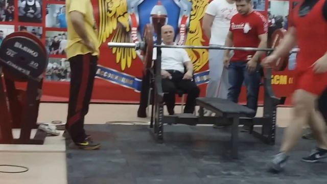 Базанов Александр 18 лет.Первые соревнования. 132,5 кг любители.Кубок Северо-Запада АСМ"Витязъ" смотреть онлайн