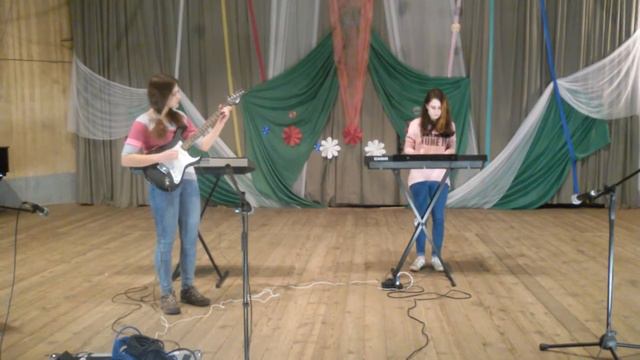 Раймонд Паулс "Долгая дорога в дюнах" - саундтрек. Исполняют Татьяна Рудакова и Дарья Короленко. смотреть онлайн