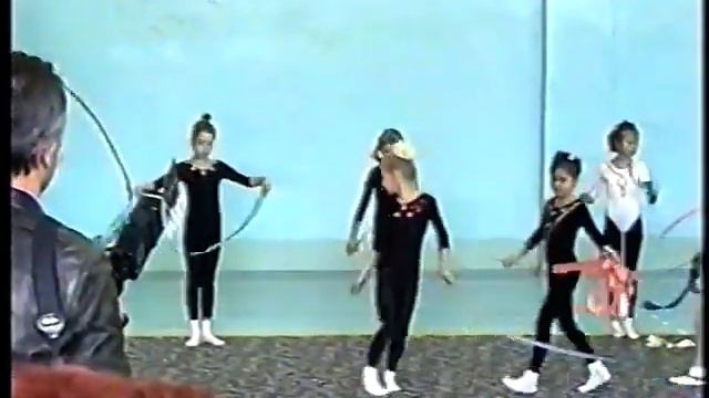 2000 г. Художественная гимнастика. Выступление. Оля смотреть онлайн