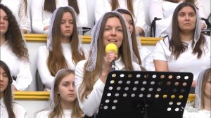 Знак покорности - грубый крест / Стихотворение