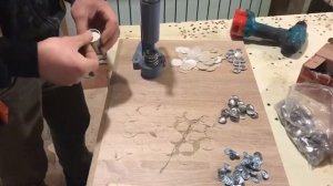 Пуговицы для каретной стяжки.