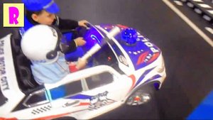 Машинки Полиция Катаемся Полицейские Машинки Развлечение для детей малышей Cars forKids HappyRoma