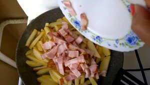 Картофель жаренный с грудинкой рецепт из Сибири.