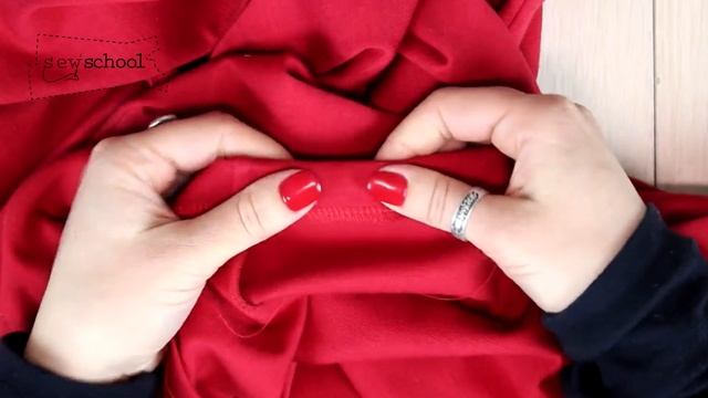 Как подшить низ на трикотажном изделии вручную
