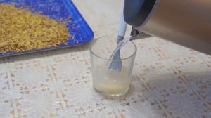 Кормушка из зерна для птиц своими руками