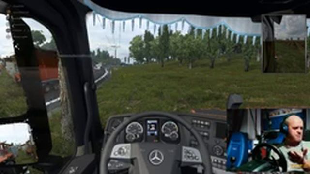 Euro Truck Simulator 2 - Версия 1.41 - руль Logitech G-27 - 2 сервер. Вечерний трешак на ДД смотреть онлайн