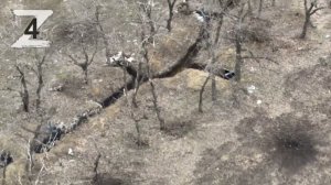 Штурм опорного пункта  ВСУ Расчёска  Бой в траншеях