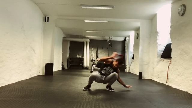 20 Upper body conditioning exercises for Capoeira смотреть онлайн