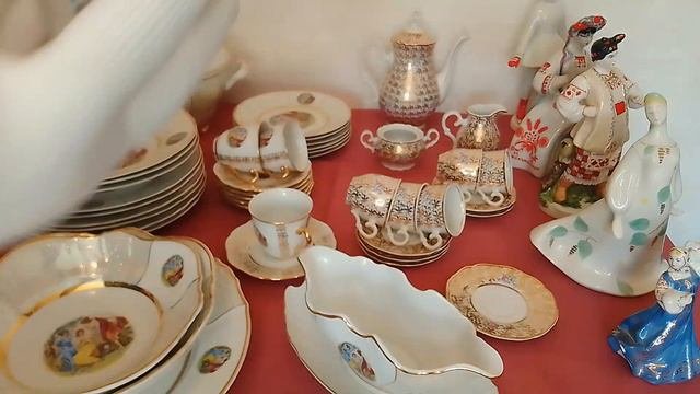 Фарфор Чехословакии.Статуэтки.