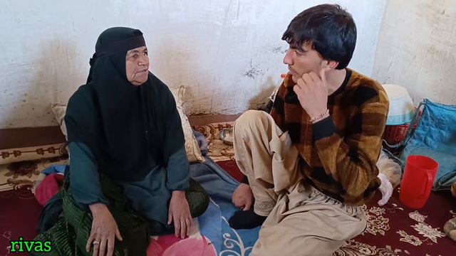 Saving the old nomadic woman: the sacrifice of Nargis and Ruhollah🏕 смотреть онлайн