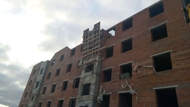 горе строители или разборка опалубки смотреть онлайн