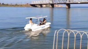 Катамаран на солнечных батареях 2019