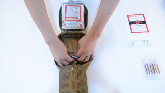Медицинский тактический подсумок (аптечка Molle).mp4