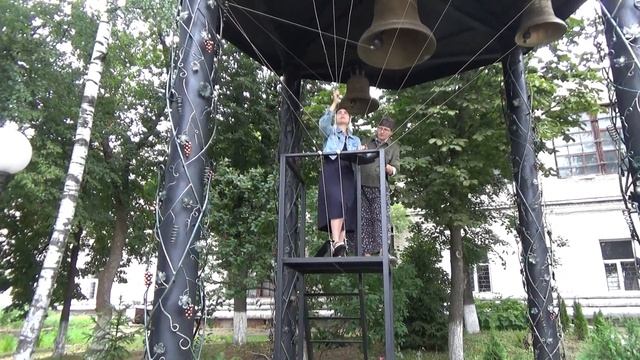 Марков монастырь ; Анна Слепцова(г.Москва) и Елена Грандова(г.Рига);звон N 1 смотреть онлайн