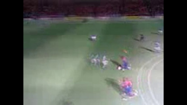 Главное выждать момент рывка соперника =для старта финта !! ... смотреть онлайн