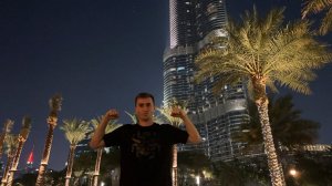Moscow spider near Burj Khalifa
