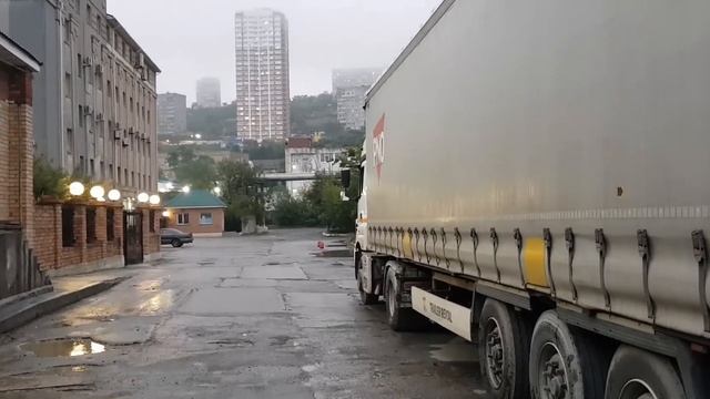 Владивосток принял отлично! | С грузинской кухней смотреть онлайн