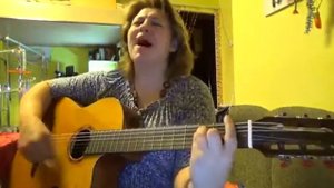 ЛЕТЕЛА ГАГАРА  Очень красиво поет под гитару  Застольные песни