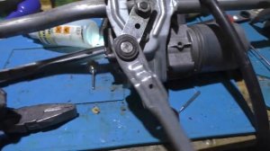 Ремонт трапеции стеклоочистителей VW Caddy 2.0 TDI