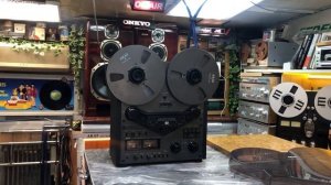 Катушечный магнитофон AKAI GX-635D