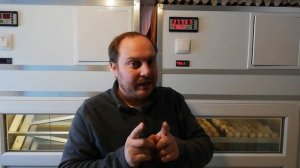 Инкубация куриного яйца, видео - дополнение к таблице.