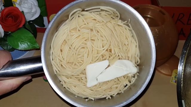 ГРЕННИ ПОТЕРЯЛА ГОЛОВУ в 3 ЧАСА НОЧИ? ЗОЛОТОЙ ЛОЛ ШАР и ПРИЗРАК GRANNY в РЕАЛЬНОЙ ЖИЗНИ! смотреть онлайн