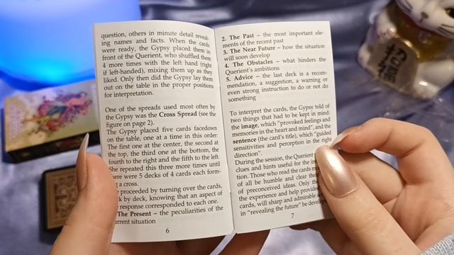 Распаковка Колод, Книг ? А так же, поясняю за Гилдед ?, золотое втиснение ? и ведьмин апсекарь ✌️?