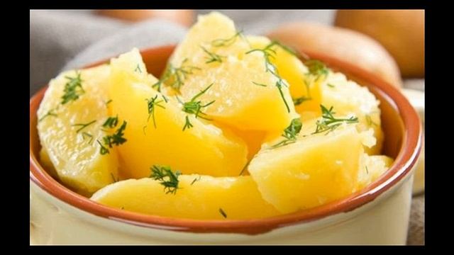 Диетологи: как правильно есть картошку