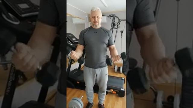 Обучающий видеоролик по ДООП Силовое троеборье, Меркулов Д В Упражнения для развития двуглавой мыш смотреть онлайн