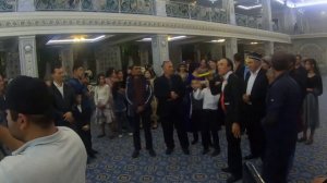 В честь выбора президента РУз.В Денау сыграли СВАДЬБУ!