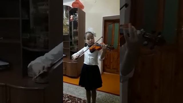 Мадихан Еркеназ 1кл В.Моцарт"Аллегретто" смотреть онлайн