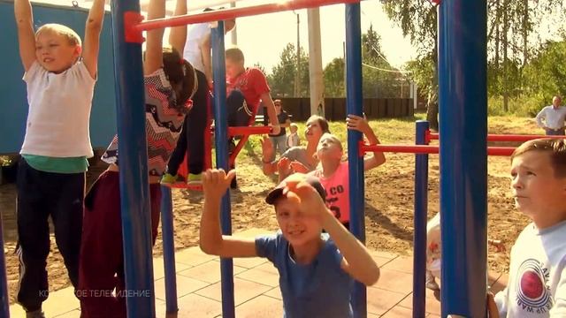 Воркаут площадка. Село Великий Враг смотреть онлайн