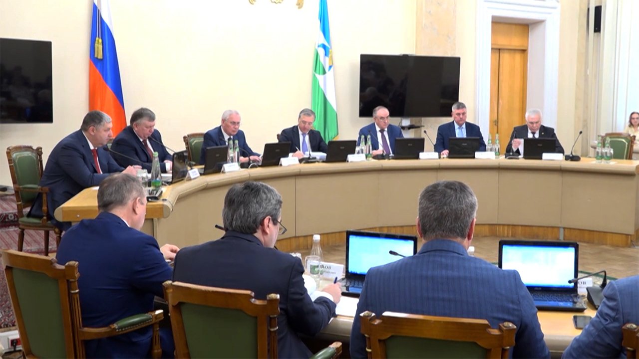 Росгвардия фото. Председатель правительства кбр. Новости кабардино балкарский. Росгвардия на 1 сентября. Совещание министров.