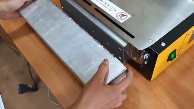 Целлофанирование блоков сигарет смотреть онлайн