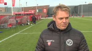 Koploper Almere City zonder Balker tegen Jong AZ