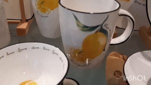 Много красивых сервизов. Фарфор Китай и Англия.