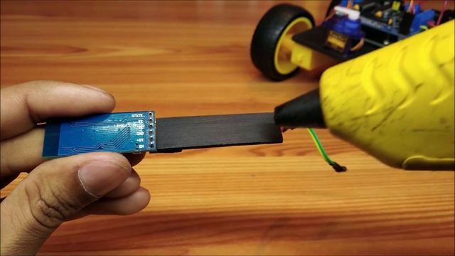 How To Make DIY Arduino Voice Controlled Car At Home смотреть онлайн