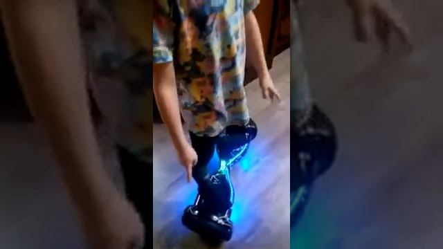 Учеба езды на гироскутере смотреть онлайн